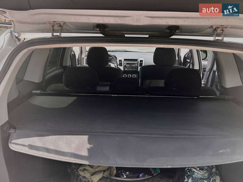 Внедорожник / Кроссовер Mitsubishi Outlander XL 2008 в Каневе