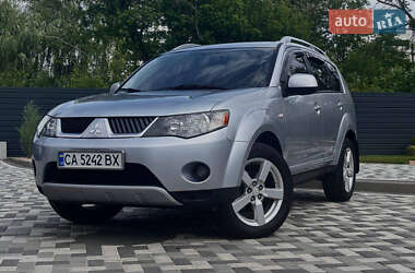 Внедорожник / Кроссовер Mitsubishi Outlander XL 2008 в 