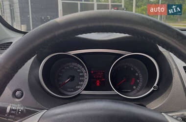 Внедорожник / Кроссовер Mitsubishi Outlander XL 2008 в 