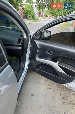 Внедорожник / Кроссовер Mitsubishi Outlander XL 2008 в 