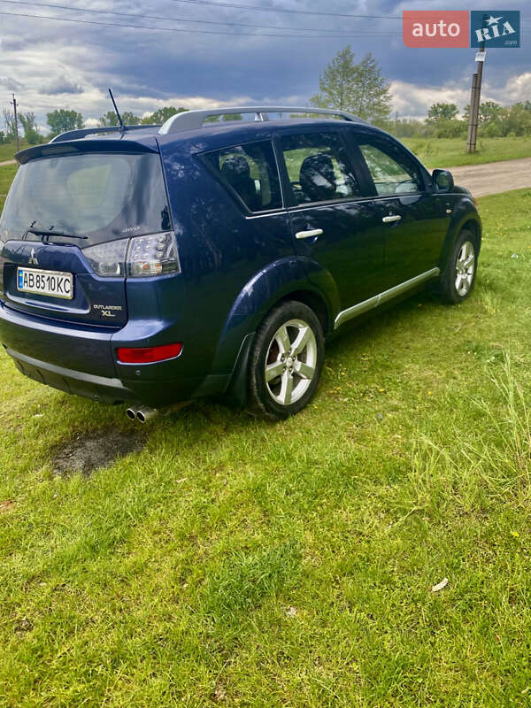 Внедорожник / Кроссовер Mitsubishi Outlander XL 2008 в Виннице