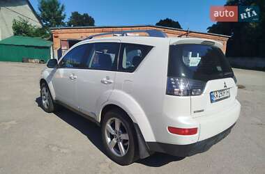 Внедорожник / Кроссовер Mitsubishi Outlander XL 2008 в 
