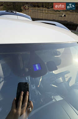 Внедорожник / Кроссовер Mitsubishi Outlander XL 2010 в 