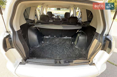 Внедорожник / Кроссовер Mitsubishi Outlander XL 2010 в 