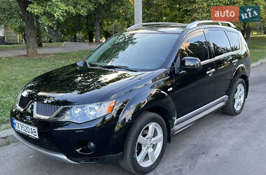 Позашляховик / Кросовер Mitsubishi Outlander XL 2009 в Харкові
