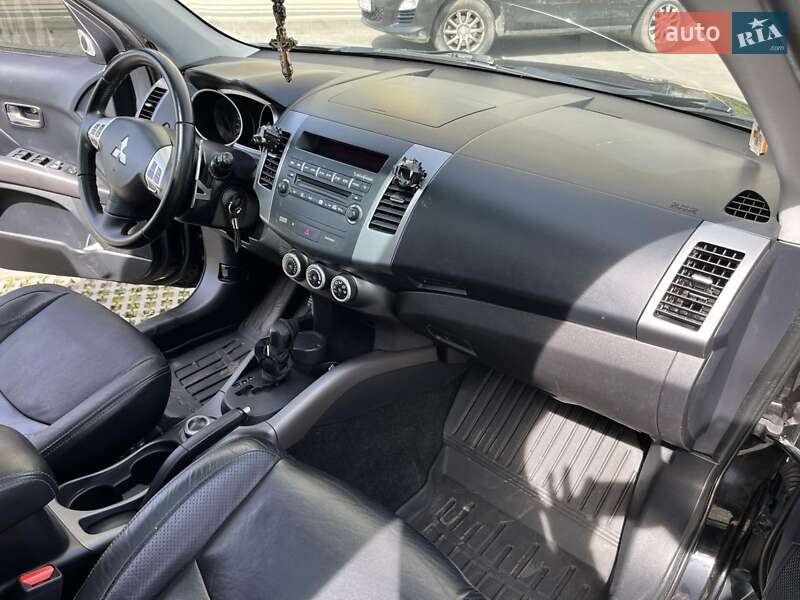 Внедорожник / Кроссовер Mitsubishi Outlander XL 2007 в Львове фото 19 Внедорожник / Кроссовер Mitsubishi Outlander XL 2007 в Львове