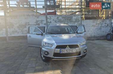 Внедорожник / Кроссовер Mitsubishi Outlander XL 2010 в Тернополе