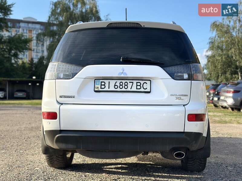 Внедорожник / Кроссовер Mitsubishi Outlander XL 2008 в Полтаве