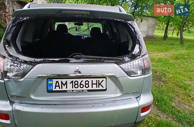 Позашляховик / Кросовер Mitsubishi Outlander XL 2010 в Дружківці