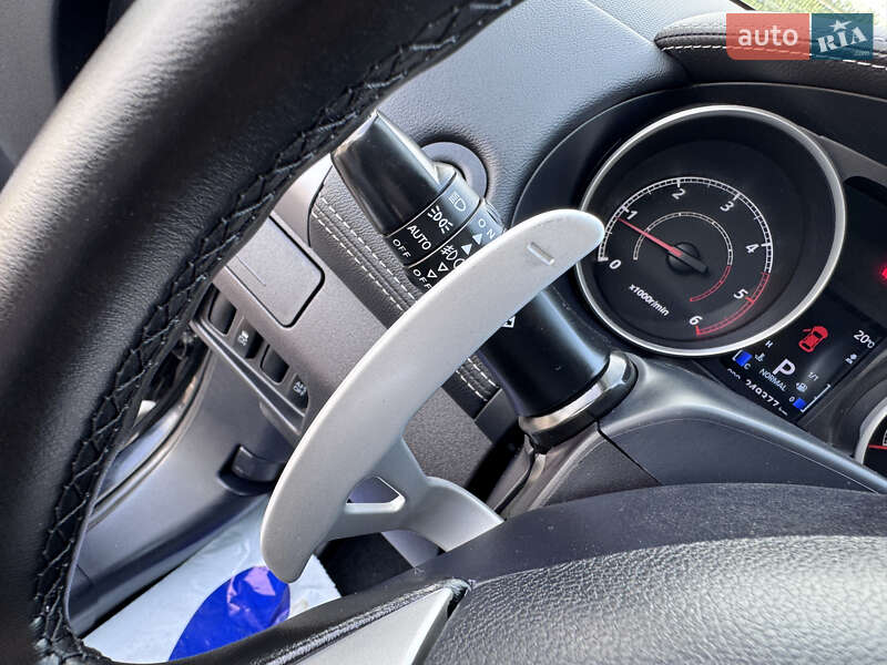 Внедорожник / Кроссовер Mitsubishi Outlander XL 2010 в Киеве
