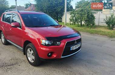 Позашляховик / Кросовер Mitsubishi Outlander XL 2011 в Івано-Франківську