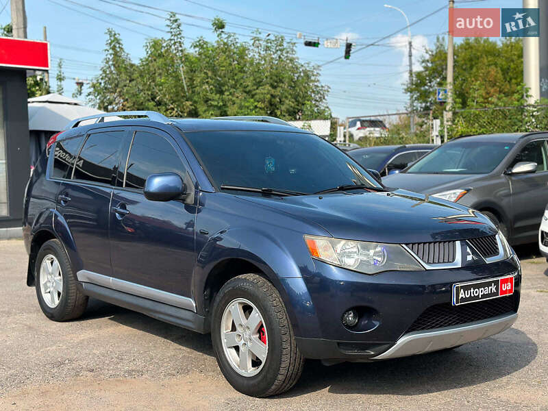 Позашляховик / Кросовер Mitsubishi Outlander XL 2008 в Вінниці