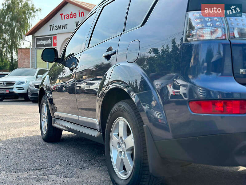 Позашляховик / Кросовер Mitsubishi Outlander XL 2008 в Вінниці