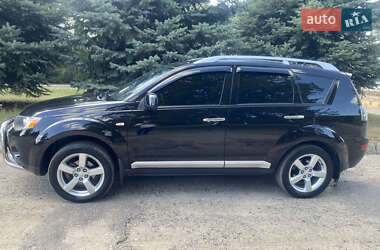 Позашляховик / Кросовер Mitsubishi Outlander XL 2007 в  фото 10 Позашляховик / Кросовер Mitsubishi Outlander XL 2007 в
