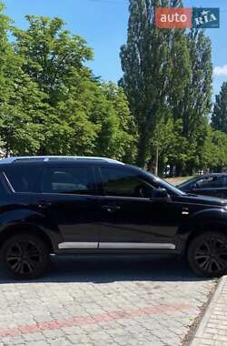 Внедорожник / Кроссовер Mitsubishi Outlander XL 2007 в Светловодске