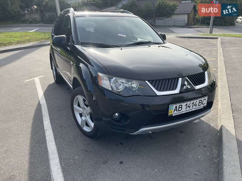 Mitsubishi Outlander XL 2008