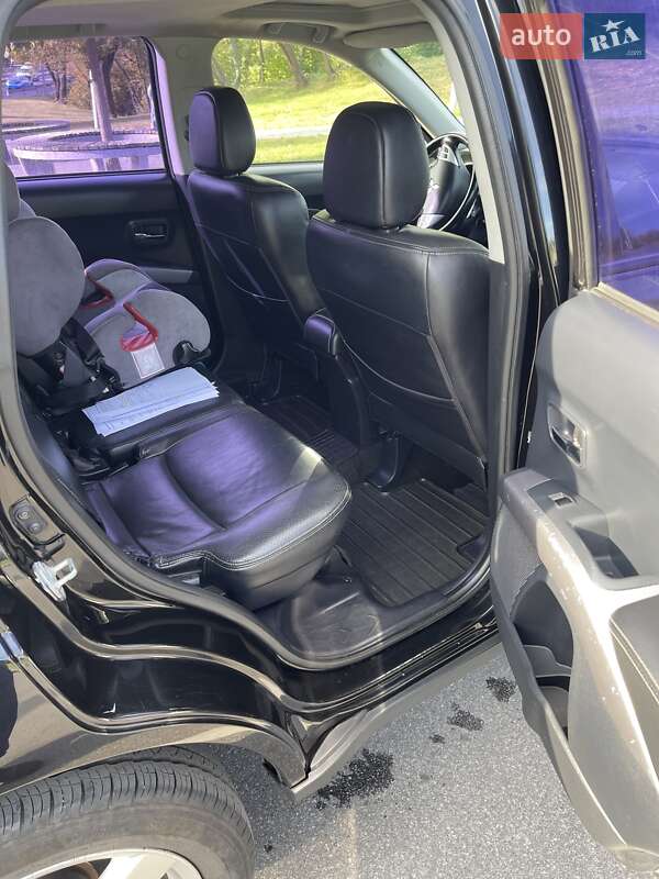 Позашляховик / Кросовер Mitsubishi Outlander XL 2008 в Вінниці
