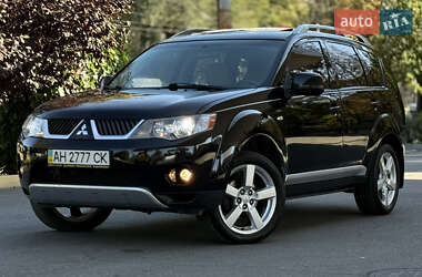 Внедорожник / Кроссовер Mitsubishi Outlander XL 2007 в Днепре