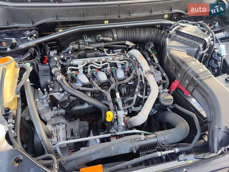 Внедорожник / Кроссовер Mitsubishi Outlander XL 2010 в Киеве