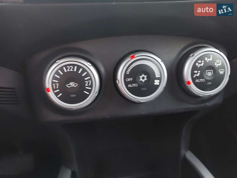 Внедорожник / Кроссовер Mitsubishi Outlander XL 2008 в Киеве