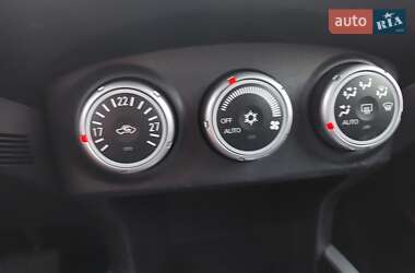 Внедорожник / Кроссовер Mitsubishi Outlander XL 2008 в 