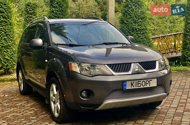 Внедорожник / Кроссовер Mitsubishi Outlander XL 2009 в 