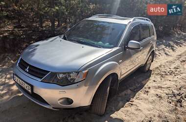 Внедорожник / Кроссовер Mitsubishi Outlander XL 2007 в 