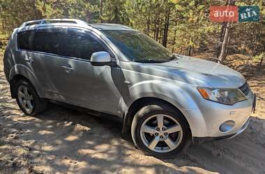 Внедорожник / Кроссовер Mitsubishi Outlander XL 2007 в 