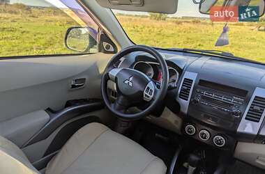 Внедорожник / Кроссовер Mitsubishi Outlander XL 2007 в 