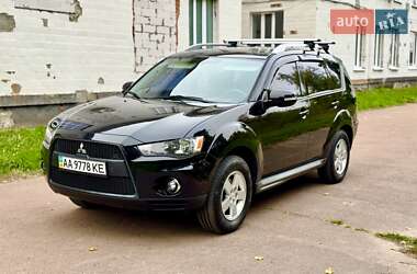 Внедорожник / Кроссовер Mitsubishi Outlander XL 2010 в Чернигове