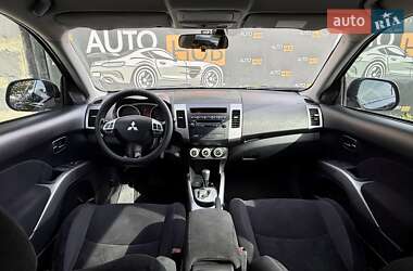 Внедорожник / Кроссовер Mitsubishi Outlander XL 2008 в 