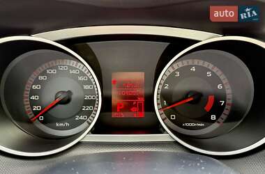 Внедорожник / Кроссовер Mitsubishi Outlander XL 2008 в 