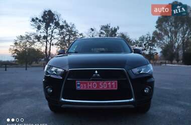 Внедорожник / Кроссовер Mitsubishi Outlander XL 2011 в 