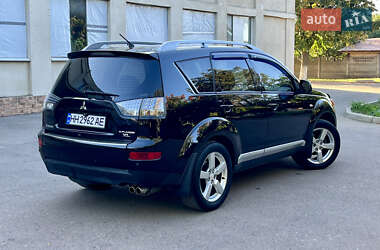 Внедорожник / Кроссовер Mitsubishi Outlander XL 2006 в 