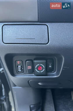 Внедорожник / Кроссовер Mitsubishi Outlander XL 2006 в 