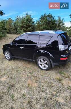 Внедорожник / Кроссовер Mitsubishi Outlander XL 2008 в 
