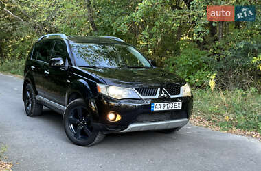 Позашляховик / Кросовер Mitsubishi Outlander XL 2008 в 