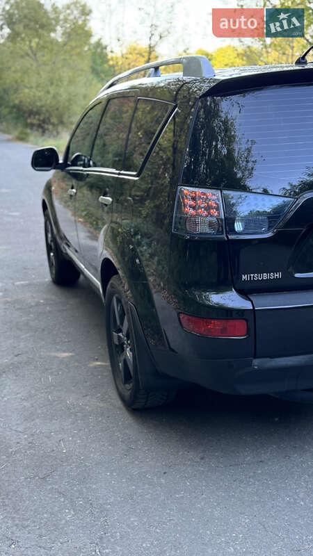 Внедорожник / Кроссовер Mitsubishi Outlander XL 2008 в Белой Церкви фото 15 Внедорожник / Кроссовер Mitsubishi Outlander XL 2008 в Белой Церкви
