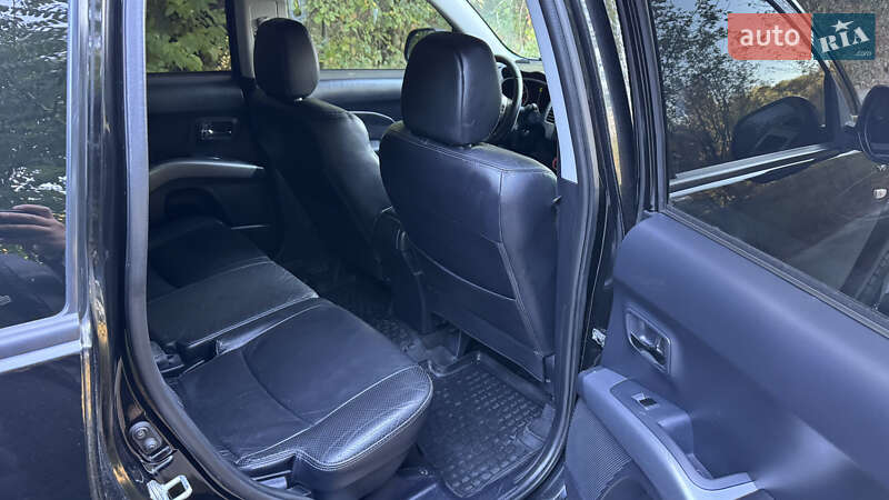 Внедорожник / Кроссовер Mitsubishi Outlander XL 2008 в Белой Церкви фото 23 Внедорожник / Кроссовер Mitsubishi Outlander XL 2008 в Белой Церкви