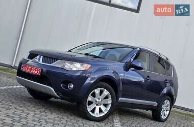 Внедорожник / Кроссовер Mitsubishi Outlander XL 2009 в 