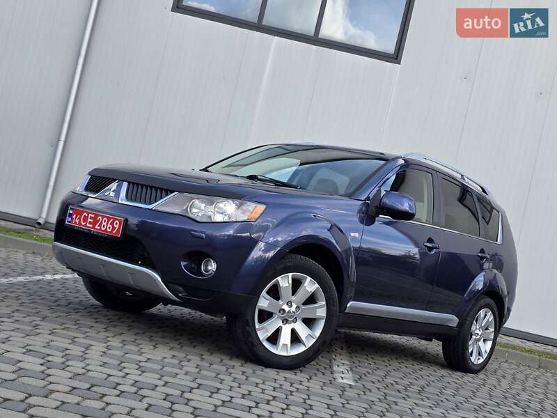 Внедорожник / Кроссовер Mitsubishi Outlander XL 2009 в 
