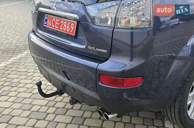Внедорожник / Кроссовер Mitsubishi Outlander XL 2009 в 