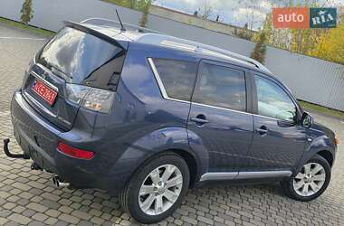 Внедорожник / Кроссовер Mitsubishi Outlander XL 2009 в 