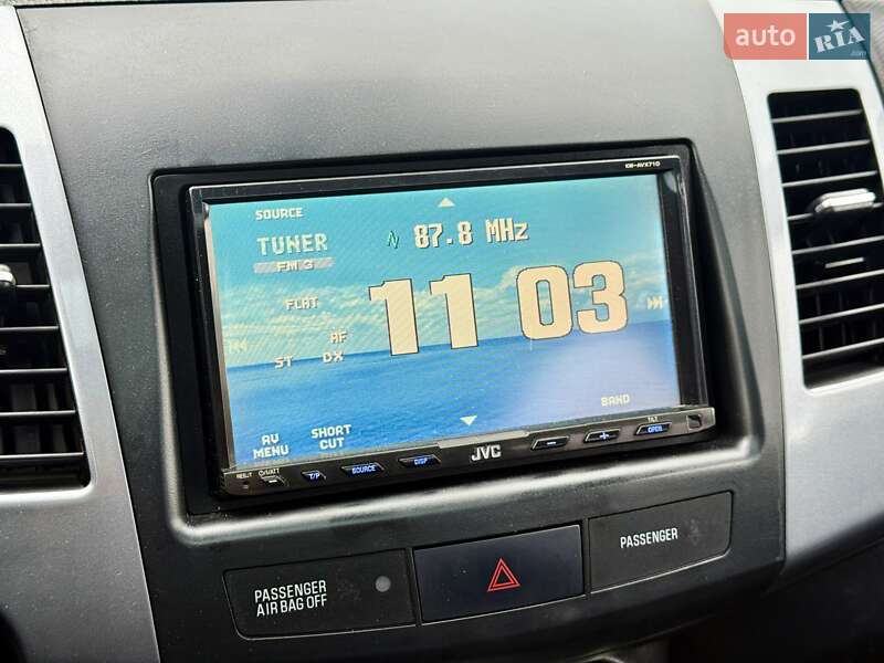 Внедорожник / Кроссовер Mitsubishi Outlander XL 2008 в Харькове фото 15 Внедорожник / Кроссовер Mitsubishi Outlander XL 2008 в Харькове