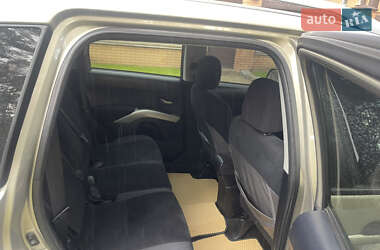 Позашляховик / Кросовер Mitsubishi Outlander XL 2008 в  фото 25 Позашляховик / Кросовер Mitsubishi Outlander XL 2008 в