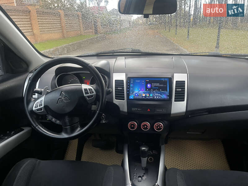 Внедорожник / Кроссовер Mitsubishi Outlander XL 2008 в Чернигове фото 29 Внедорожник / Кроссовер Mitsubishi Outlander XL 2008 в Чернигове