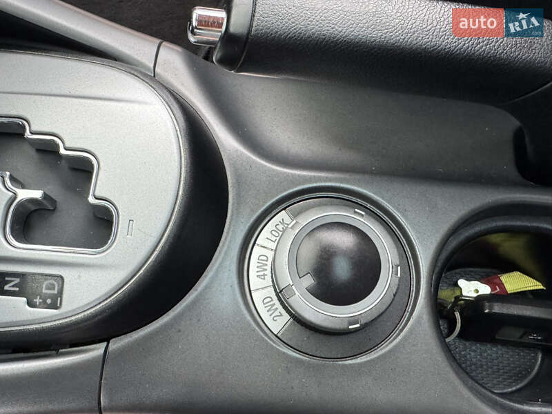 Позашляховик / Кросовер Mitsubishi Outlander XL 2008 в Одесі