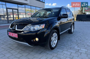 Позашляховик / Кросовер Mitsubishi Outlander XL 2008 в 