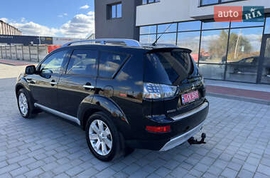 Позашляховик / Кросовер Mitsubishi Outlander XL 2008 в 