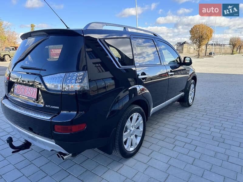 Позашляховик / Кросовер Mitsubishi Outlander XL 2008 в Івано-Франківську